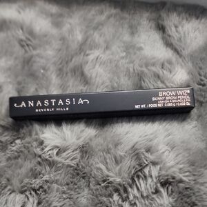 Anastasia Beverly Hills Brow Wiz Pencil in Black